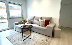 Modern Spacious Apartment